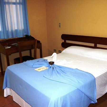 Hotel Los Arcos Esteli Room photo