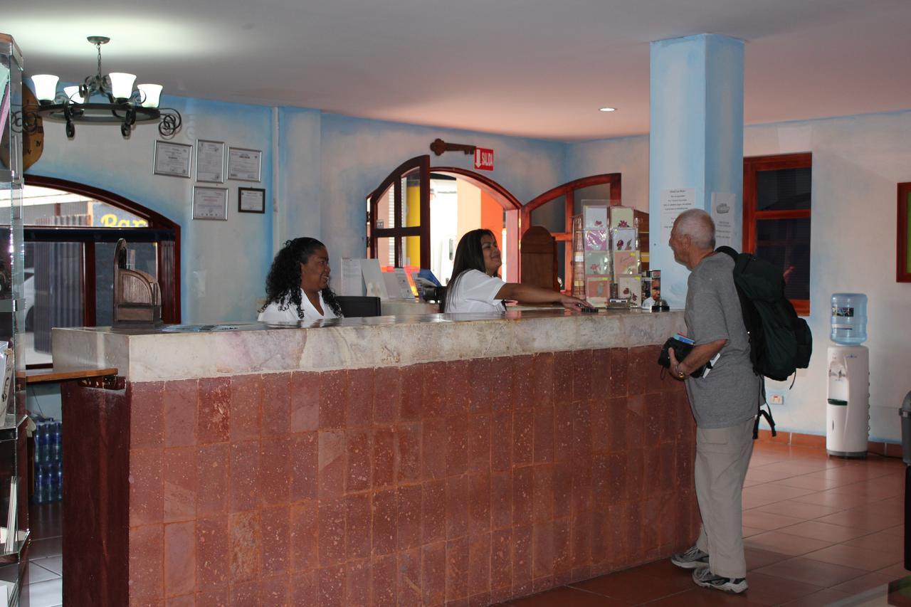 Hotel Los Arcos Esteli Exterior photo